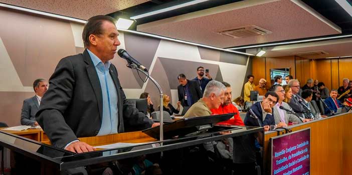 “Nós queremos acabar com a escala 6×1 imediatamente”, afirma Luiz Marinho na ALMG | Notícias