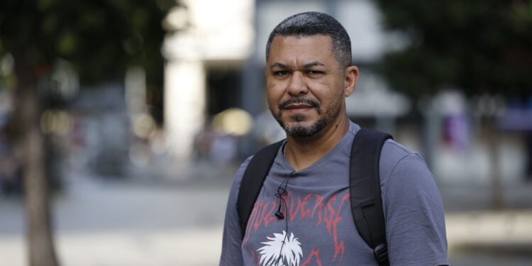 Trabalhadores planejam mais tempo com a família com fim da 6×1
