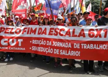 Contra trabalhadores,163 deputados assinam emendas para impedir o fim da escala 6X1 | Notícias